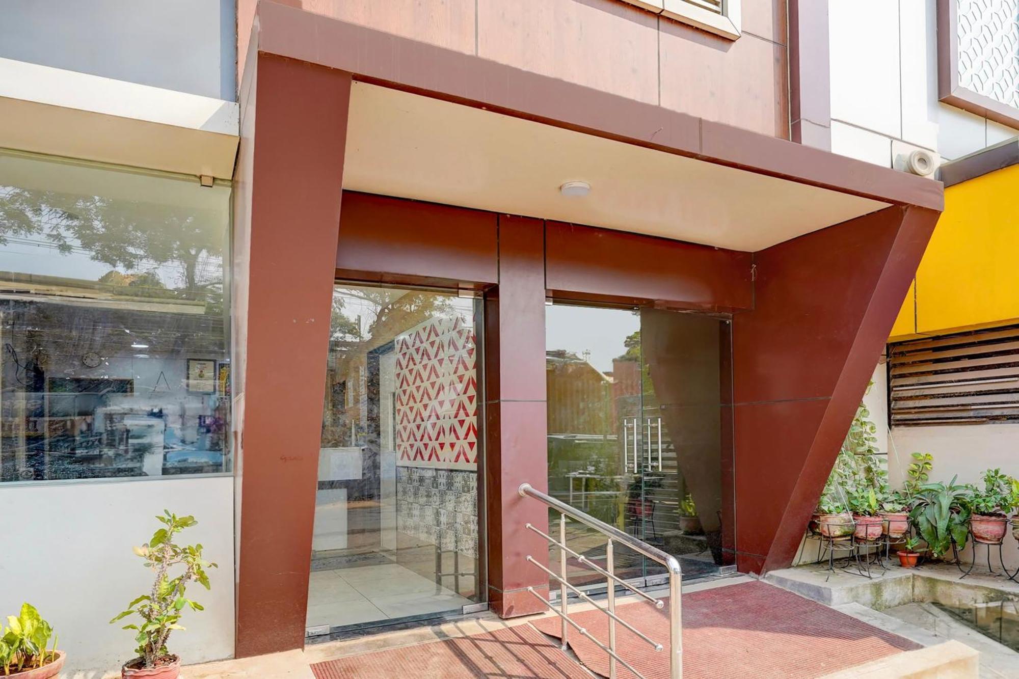 Super Hotel O Perungalathur Near Bus Stand Chennai Luaran gambar