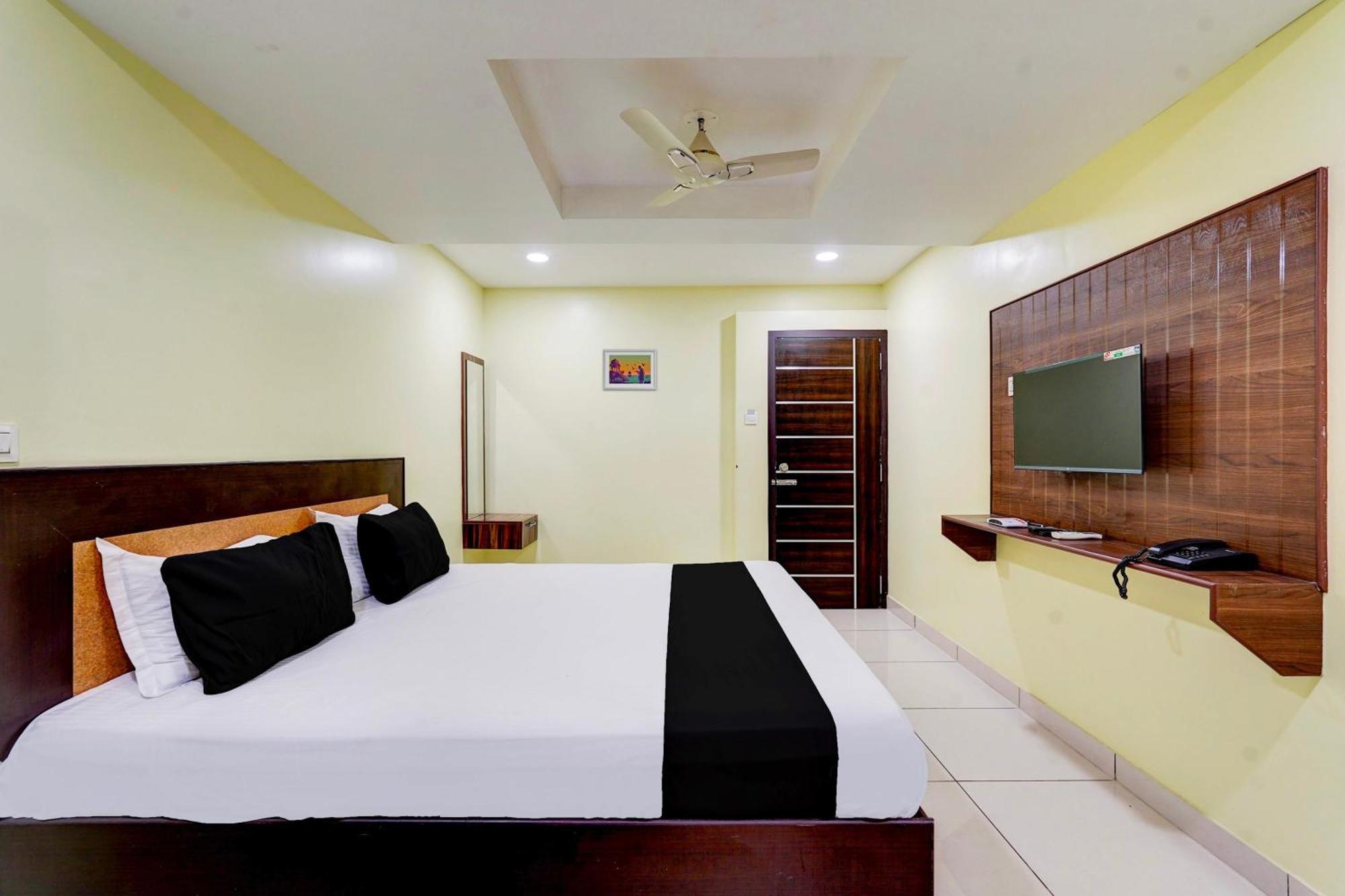 Super Hotel O Perungalathur Near Bus Stand Chennai Luaran gambar